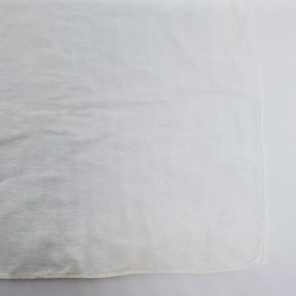 Vintage White Handkerchief  - Picture 4 of 6